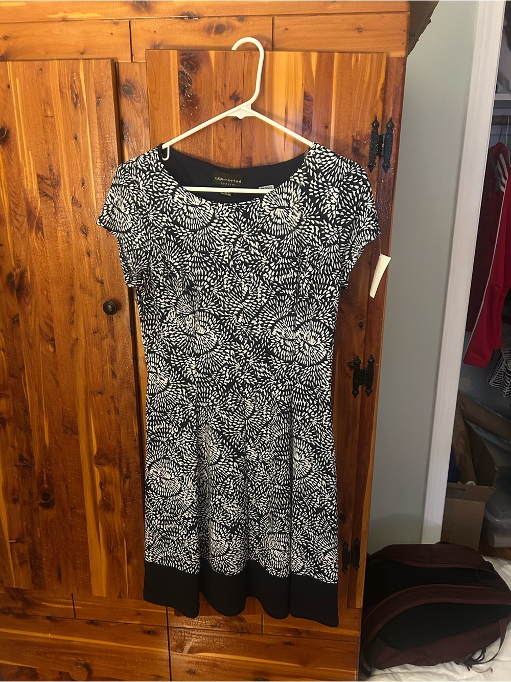 connected apparel Black & White Floral-Patterned Fit-and-Flare Midi Dress